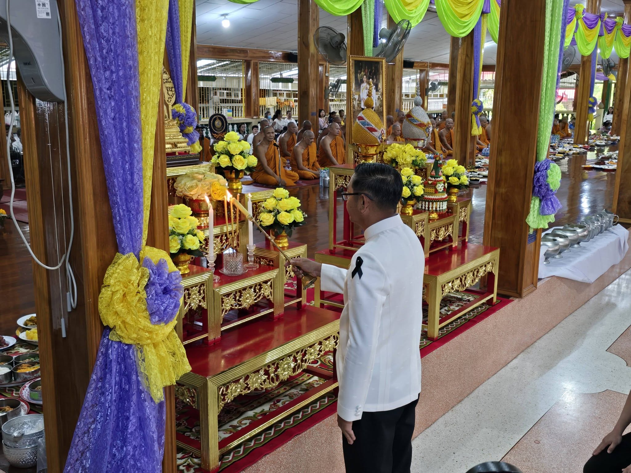 title -  ปฏิรูปที่ดินจังหวัดเพชรบุรี มอบหมายให้ นางสาวนงลักษณ์ เล็กน้อย เจ้าพนักงานธุรการชำนาญงาน พร้อมด้วย เจ้าหน้าที่ ส.ป.ก.เพชรบุรี ร่วมกิจกรรมสำคัญทางพระพุทธศาสนา (วันอาสาฬหบูชาและวันเข้าพรรษา) ประจำปี 2569